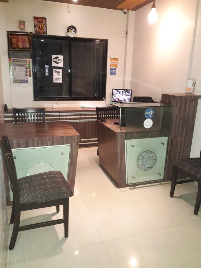 โรงแรมไนเวทยา ออรังกาบัด ภายนอก รูปภาพ